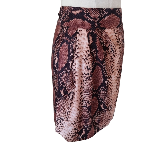 Witchery - Snake Print silk blend skirt - Size 12 - Picture 5 of 7